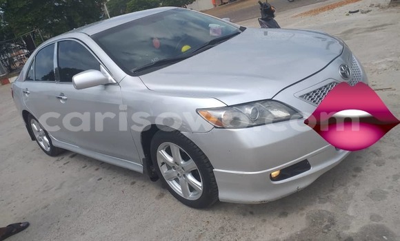 Acheter Neuf Voiture Toyota Camry Gris à Cotonou, Benin Acheter Neuf Voiture Toyota Camry Gris à Cotonou, Benin