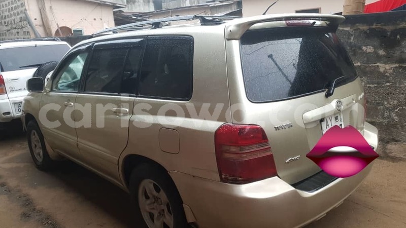 Big with watermark toyota highlander benin cotonou 10083