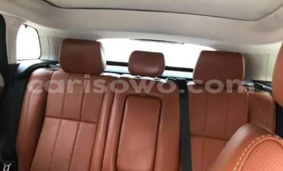 Sayi Na hannu Land Rover Range Rover Evoque White Mota in Cotonou a Benin Sayi Na hannu Land Rover Range Rover Evoque White Mota in Cotonou a Benin
