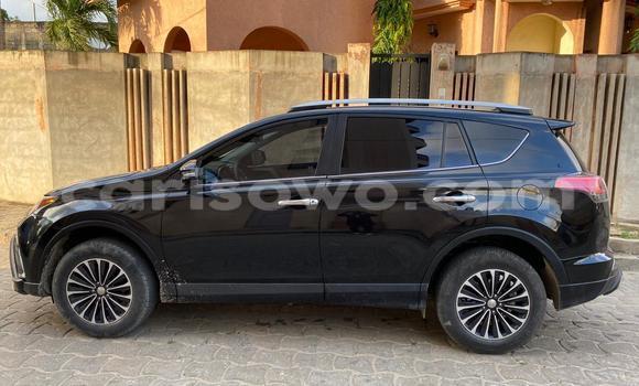 Ra Tuntun Toyota RAV4 Black Ọkọ̀ in Cotonou ni Benin Ra Tuntun Toyota RAV4 Black Ọkọ̀ in Cotonou ni Benin