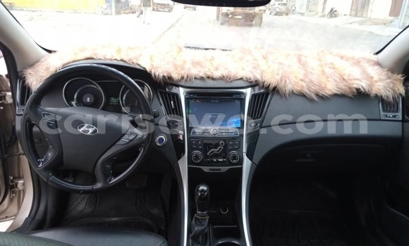 Ra Tuntun Hyundai Sonata Brown Ọkọ̀ in Cotonou ni Benin Ra Tuntun Hyundai Sonata Brown Ọkọ̀ in Cotonou ni Benin