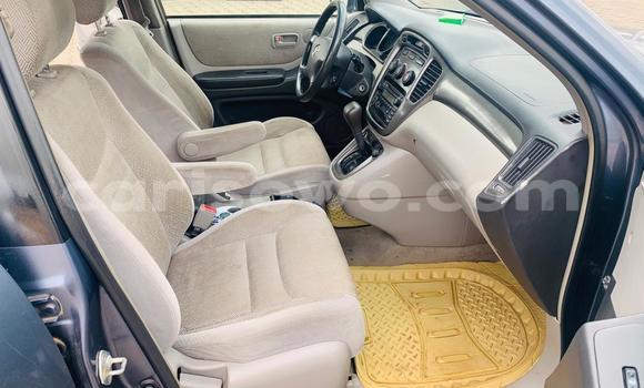 Buy Used Toyota Highlander Blue Car in Cotonou in Benign