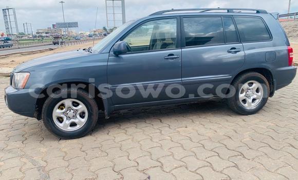 Ra Àlòkù Toyota Highlander Blue Ọkọ̀ in Cotonou ni Benin Ra Àlòkù Toyota Highlander Blue Ọkọ̀ in Cotonou ni Benin