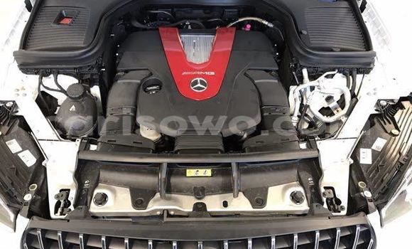 Sayi Na hannu Mercedes-Benz AMG GLC Coupe White Mota in Abomey Calavi a Benin Sayi Na hannu Mercedes-Benz AMG GLC Coupe White Mota in Abomey Calavi a Benin