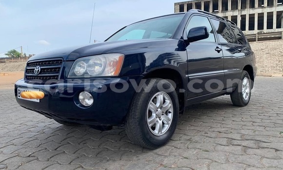 Buy Used Toyota Highlander Blue Car in Cotonou in Benign