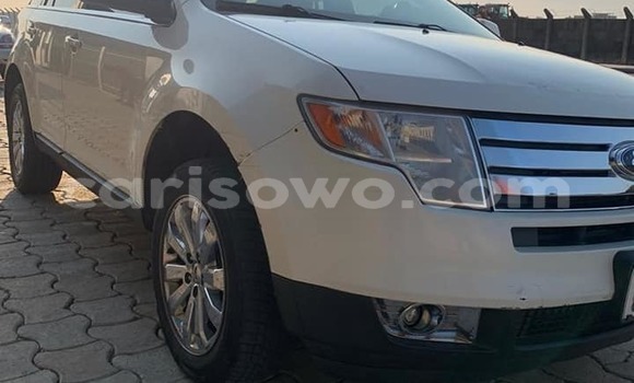 Ra Àlòkù Ford Edge funfun Ọkọ̀ in Cotonou ni Benin
