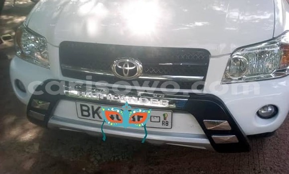 Acheter Occasion Voiture Toyota Highlander Blanc à Cotonou, Benin Acheter Occasion Voiture Toyota Highlander Blanc à Cotonou, Benin