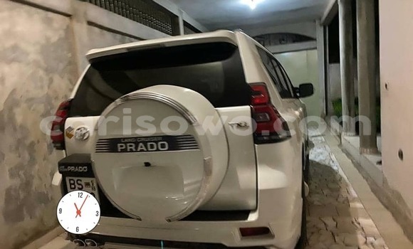 Acheter Occasion Voiture Toyota Land Cruiser Prado Blanc à Cotonou, Benin Acheter Occasion Voiture Toyota Land Cruiser Prado Blanc à Cotonou, Benin