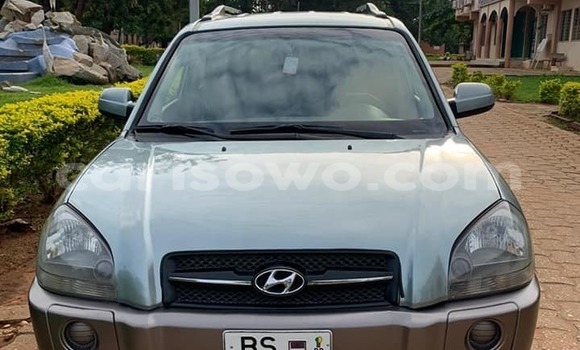 Sayi Na hannu Hyundai Tucson Blue Mota in Cotonou a Benin