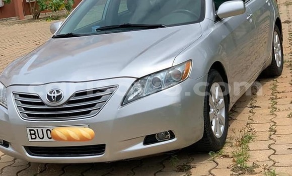 Buy Used Toyota Camry Silver Car in Cotonou in Benign