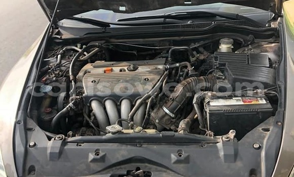 Ra Àlòkù Honda Accord Brown Ọkọ̀ in Cotonou ni Benin Ra Àlòkù Honda Accord Brown Ọkọ̀ in Cotonou ni Benin