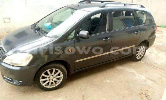 Acheter Occasion Voiture Toyota Avensis Verso Noir à Cotonou, Benin