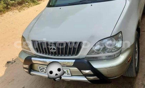 Sayi Na hannu Lexus RX White Mota in Cotonou a Benin