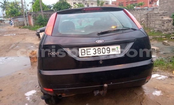Acheter Occasion Voiture Ford Focus Bleu à Cotonou, Benin Acheter Occasion Voiture Ford Focus Bleu à Cotonou, Benin