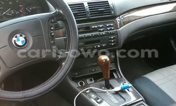 Sayi Na hannu BMW 3–Series Black Mota in Cotonou a Benin Sayi Na hannu BMW 3–Series Black Mota in Cotonou a Benin