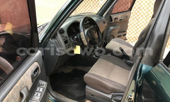 Sayi Na hannu Toyota RAV4 Green Mota in Abomey a Benin Sayi Na hannu Toyota RAV4 Green Mota in Abomey a Benin