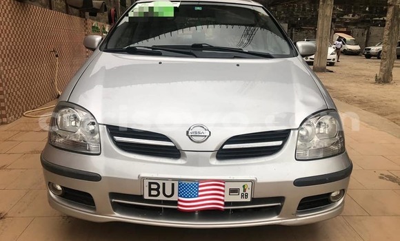 Acheter Occasion Voiture Nissan Almera Gris à Abomey, Benin