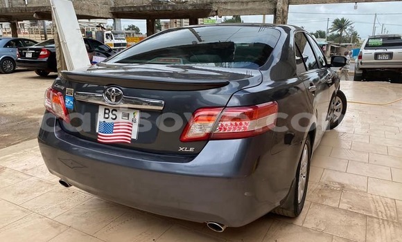 Sayi Na hannu Toyota Camry Blue Mota in Abomey a Benin Sayi Na hannu Toyota Camry Blue Mota in Abomey a Benin