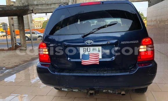 Acheter Occasion Voiture Toyota Highlander Bleu à Abomey, Benin Acheter Occasion Voiture Toyota Highlander Bleu à Abomey, Benin