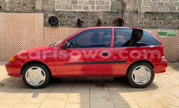 Acheter Occasion Voiture Suzuki Swift Rouge à Abomey, Benin Acheter Occasion Voiture Suzuki Swift Rouge à Abomey, Benin