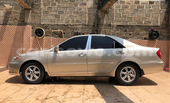 Sayi Na hannu Toyota Camry Brown Mota in Abomey a Benin Sayi Na hannu Toyota Camry Brown Mota in Abomey a Benin