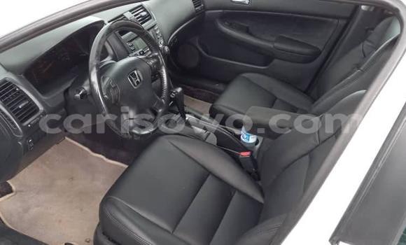 Sayi Na hannu Honda Accord White Mota in Abomey a Benin Sayi Na hannu Honda Accord White Mota in Abomey a Benin