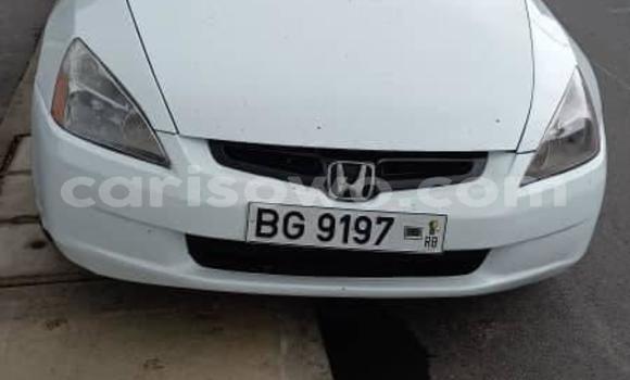 Sayi Na hannu Honda Accord White Mota in Abomey a Benin Sayi Na hannu Honda Accord White Mota in Abomey a Benin