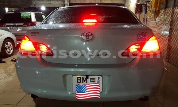 Sayi Na hannu Toyota Avalon Blue Mota in Abomey a Benin Sayi Na hannu Toyota Avalon Blue Mota in Abomey a Benin