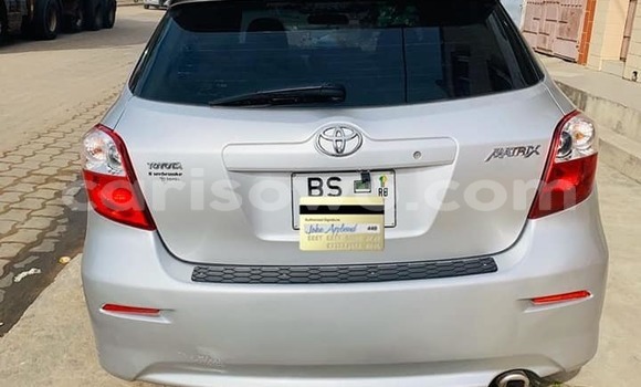 Acheter Occasion Voiture Toyota Matrix Gris à Abomey, Benin Acheter Occasion Voiture Toyota Matrix Gris à Abomey, Benin