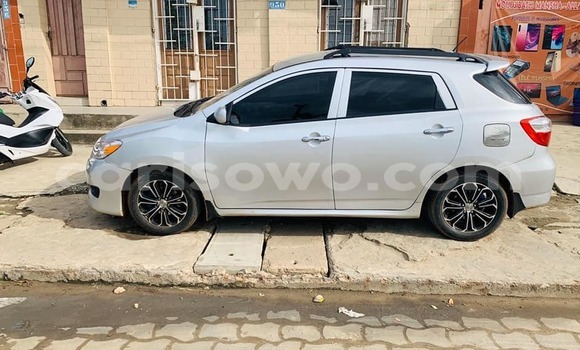 Acheter Occasion Voiture Toyota Matrix Gris à Abomey, Benin Acheter Occasion Voiture Toyota Matrix Gris à Abomey, Benin