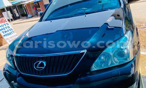 Sayi Na hannu Lexus RX 330 Black Mota in Cotonou a Benin Sayi Na hannu Lexus RX 330 Black Mota in Cotonou a Benin