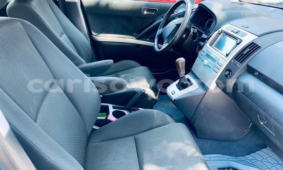 Ra Tuntun Toyota Corolla Verso Silver Ọkọ̀ in Cotonou ni Benin Ra Tuntun Toyota Corolla Verso Silver Ọkọ̀ in Cotonou ni Benin