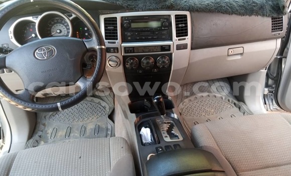 Ra Àlòkù Toyota 4Runner Silver Ọkọ̀ in Cotonou ni Benin Ra Àlòkù Toyota 4Runner Silver Ọkọ̀ in Cotonou ni Benin