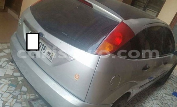 Acheter Occasion Voiture Ford Focus Gris à Cotonou, Benin Acheter Occasion Voiture Ford Focus Gris à Cotonou, Benin