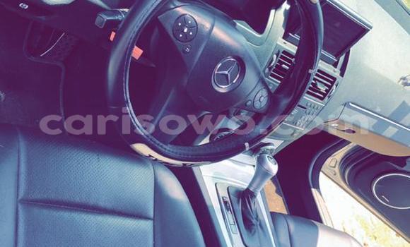 Sayi Sabo Mercedes-Benz C–Class Azurfa Mota in Cotonou a Benin Sayi Sabo Mercedes-Benz C–Class Azurfa Mota in Cotonou a Benin
