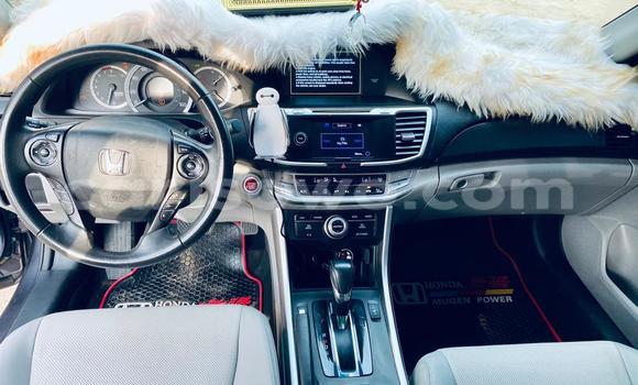 Ra Tuntun Honda Accord Miiran Ọkọ̀ in Cotonou ni Benin Ra Tuntun Honda Accord Miiran Ọkọ̀ in Cotonou ni Benin