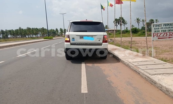 Ra Tuntun Land Rover Range Rover Sport funfun Ọkọ̀ in Cotonou ni Benin Ra Tuntun Land Rover Range Rover Sport funfun Ọkọ̀ in Cotonou ni Benin