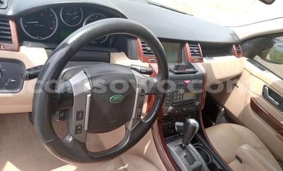 Ra Tuntun Land Rover Range Rover Sport funfun Ọkọ̀ in Cotonou ni Benin Ra Tuntun Land Rover Range Rover Sport funfun Ọkọ̀ in Cotonou ni Benin