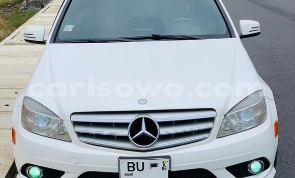 Acheter Neuf Voiture Mercedes-Benz C–Class Blanc à Cotonou, Benin