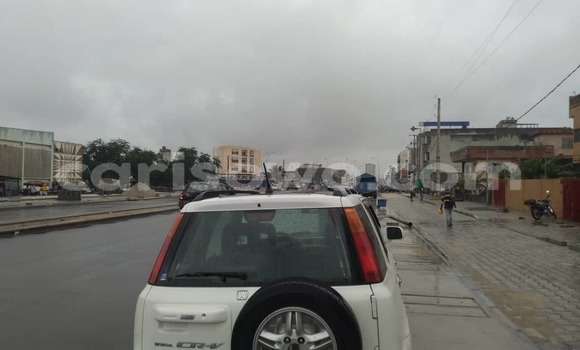 Acheter Neuf Voiture Honda CR–V Blanc à Cotonou, Benin