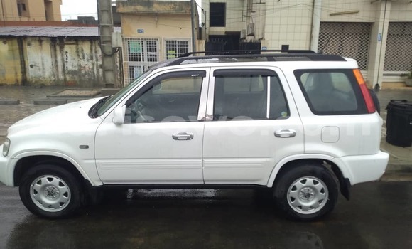 Buy New Honda CR–V White Car in Cotonou in Benign Buy New Honda CR–V White Car in Cotonou in Benign