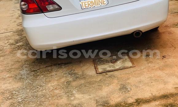 Ra Àlòkù Lexus ES 300 funfun Ọkọ̀ in Cotonou ni Benin Ra Àlòkù Lexus ES 300 funfun Ọkọ̀ in Cotonou ni Benin