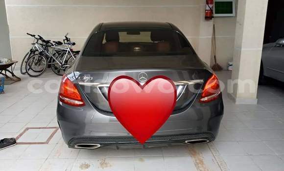 Acheter Neuf Voiture Mercedes-Benz C-klasse Noir à Cotonou, Benin