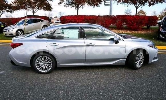 Acheter Import Voiture Toyota Avalon Gris à Porto Novo, Benin Acheter Import Voiture Toyota Avalon Gris à Porto Novo, Benin