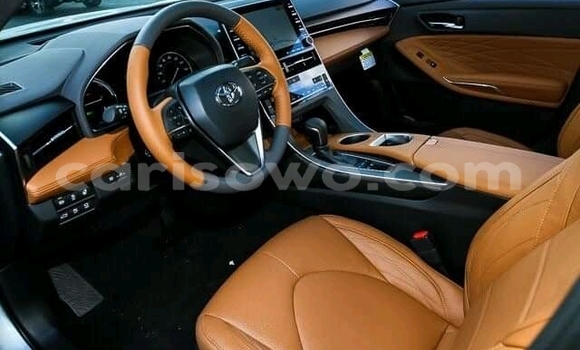 Acheter Import Voiture Toyota Avalon Gris à Porto Novo, Benin Acheter Import Voiture Toyota Avalon Gris à Porto Novo, Benin
