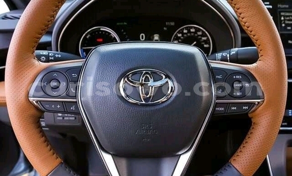 Acheter Import Voiture Toyota Avalon Gris à Porto Novo, Benin Acheter Import Voiture Toyota Avalon Gris à Porto Novo, Benin