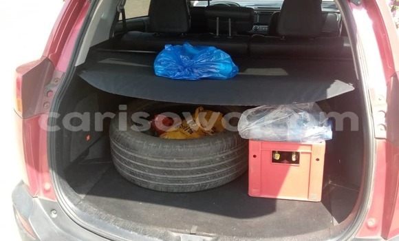 Acheter Neuf Voiture Toyota RAV4 Rouge à Cotonou, Benin Acheter Neuf Voiture Toyota RAV4 Rouge à Cotonou, Benin