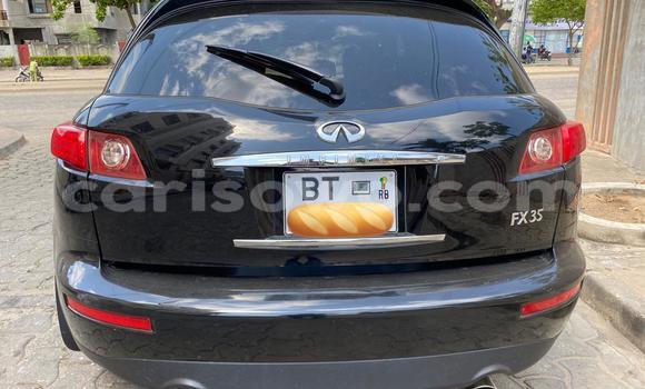 Ra Tuntun Infiniti FX Black Ọkọ̀ in Cotonou ni Benin Ra Tuntun Infiniti FX Black Ọkọ̀ in Cotonou ni Benin