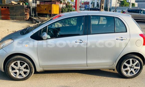 Ra Tuntun Toyota Yaris Silver Ọkọ̀ in Cotonou ni Benin Ra Tuntun Toyota Yaris Silver Ọkọ̀ in Cotonou ni Benin