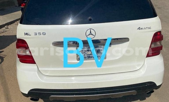 Acheter Neuf Voiture Mercedes-Benz ML–Class Blanc à Cotonou, Benin